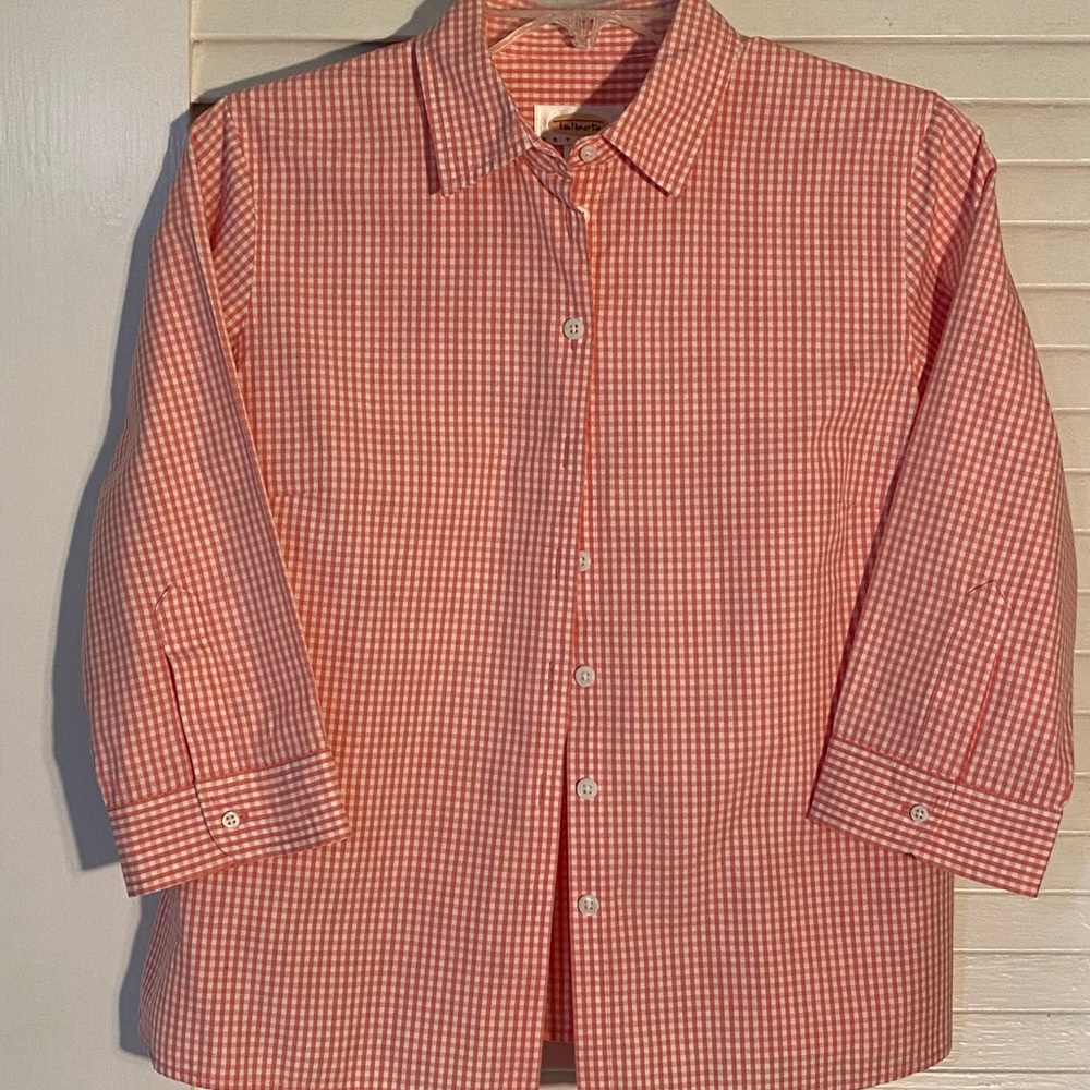 Talbots orange gingham cotton. Button down, front darts, 3/4 sleeve,
